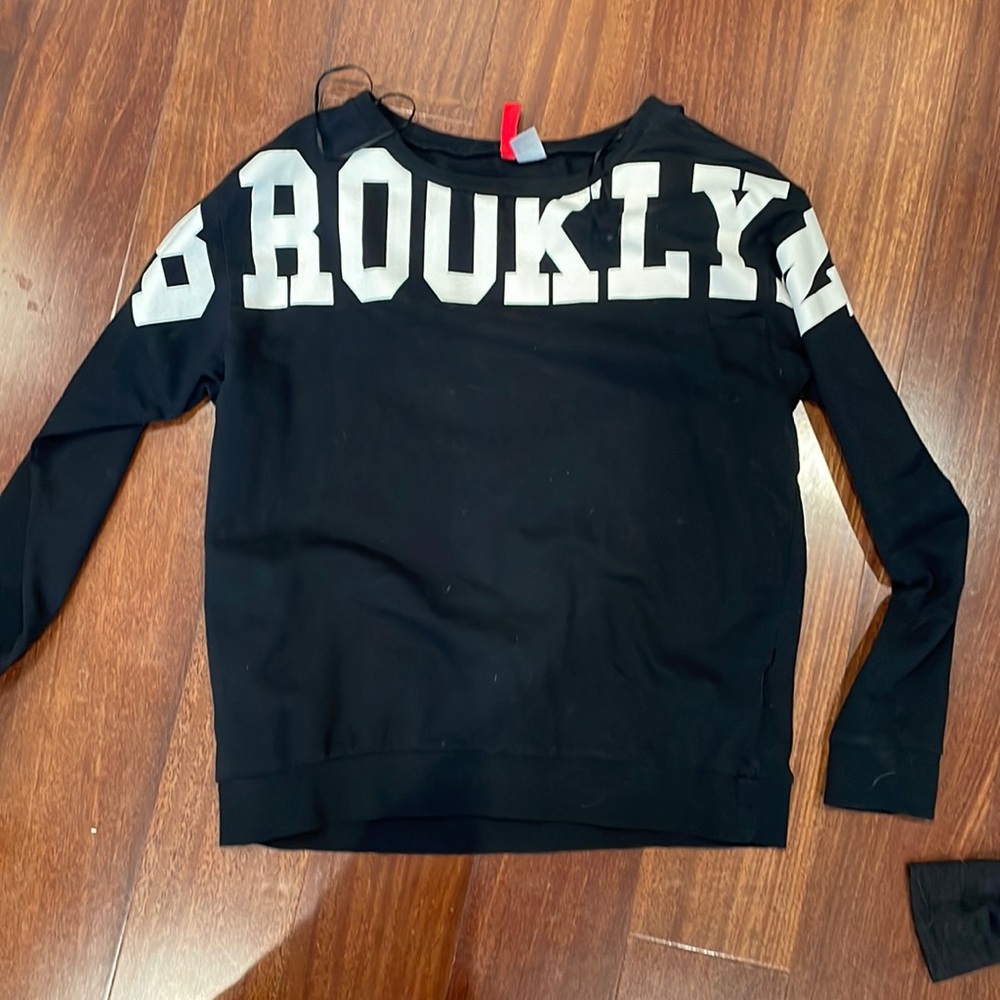 Brooklyn H&M long sleeve shirt